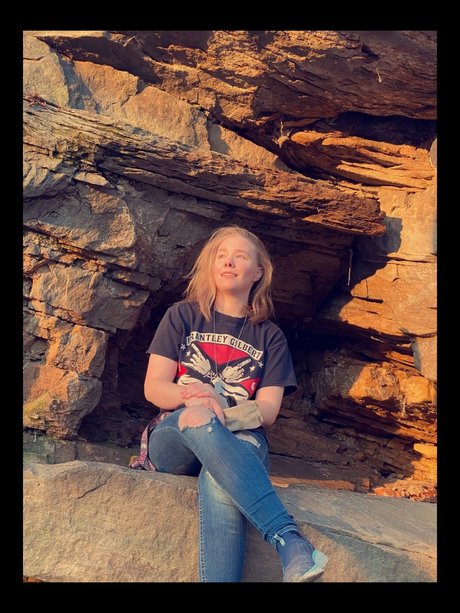 Sami K free model pic