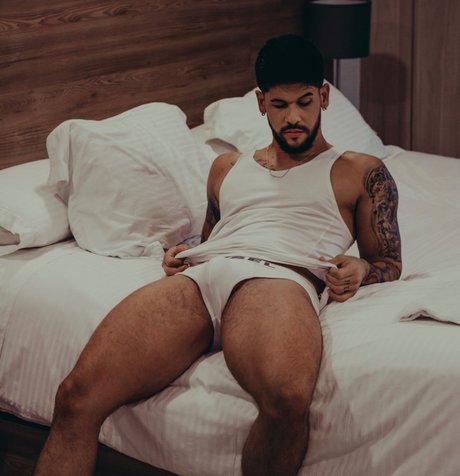 Petes Evans model art photo