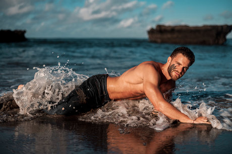 Peter Vlk art actress pic