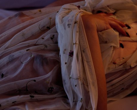 PLUTO_ nude actress pic