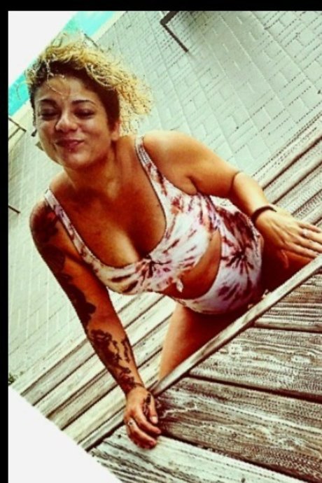 Plush emeralds hd actress picture