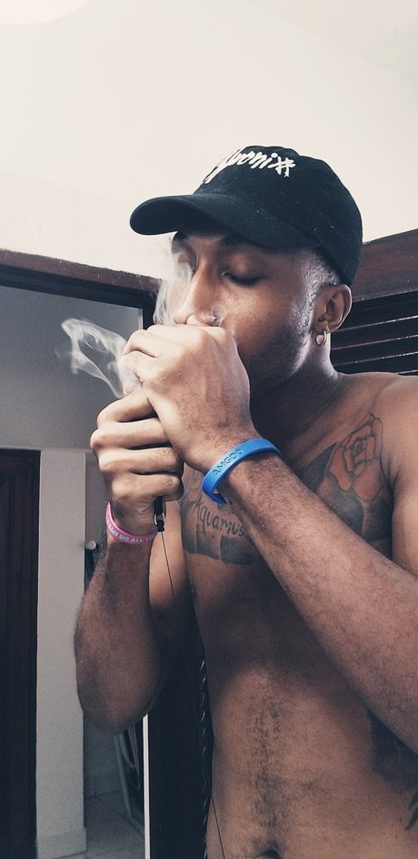 Azriel PLAY top star pic