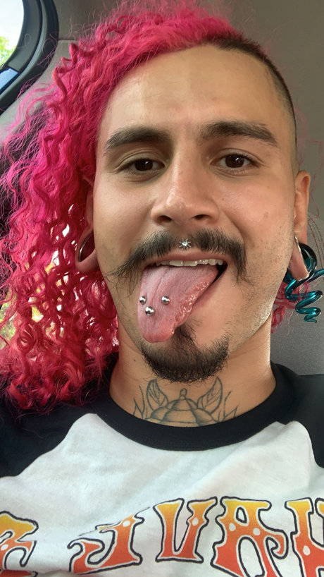 r0beii hot pornstar pics