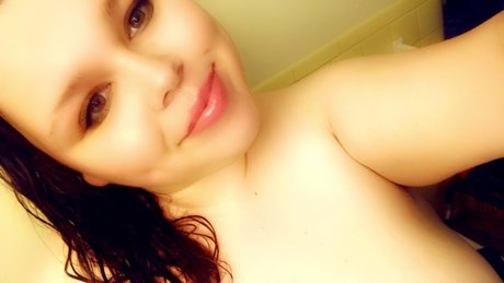 Kandyyy Love actress img