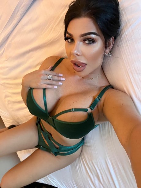 _Platinum Cindy_ sexy pornstar img