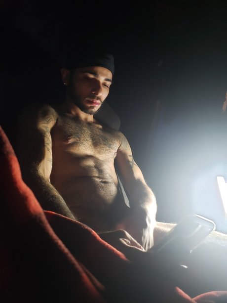 P Jay Dineroo_ erotic star image