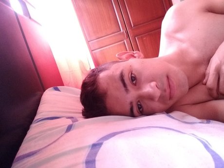 Felipe Cortes adult model images