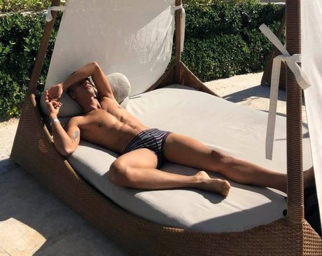 PIPE GARCIA star beautiful archive