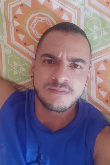 Iv n Aguiar model nice img