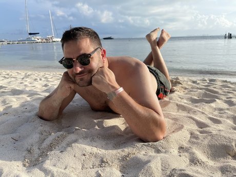 NickyNips pornographic model gallery