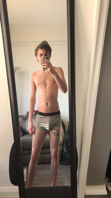 Daniel Coy star top photo