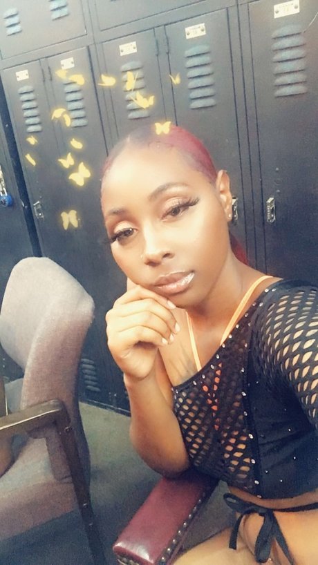 AyyoPrettyBlack star pornographic img