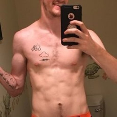 Chris Taylor beautiful actress img