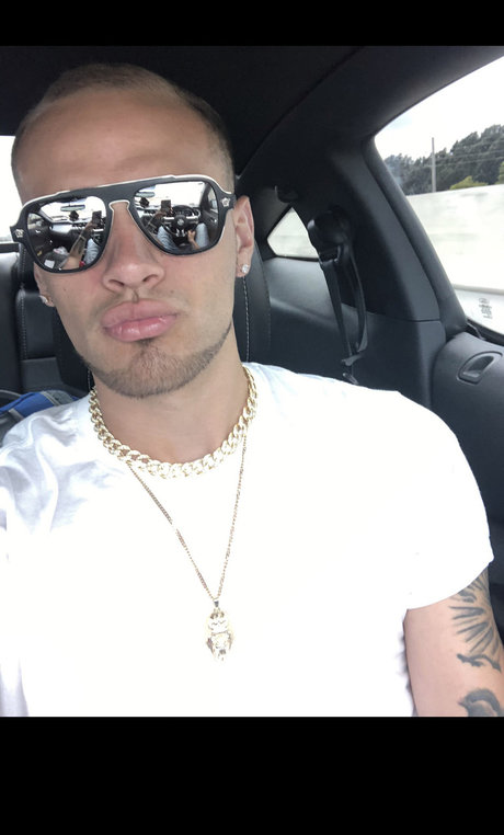 Corey Barnes nudes actress pics