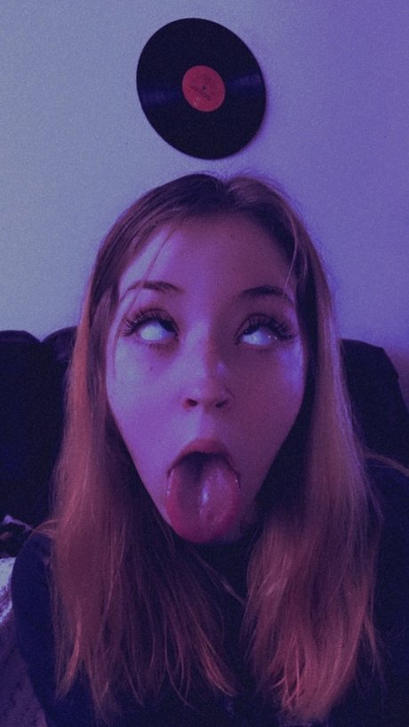 Who Are You_ pornstar pic