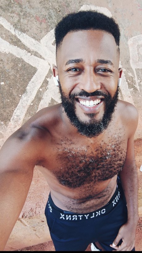 PRETTOZL hot actress photo