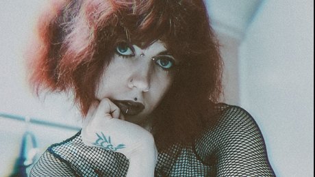 Laine Casper hd actress photo