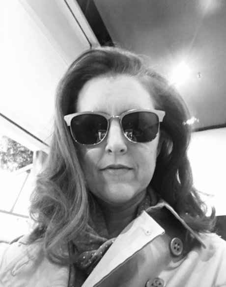 Polly Prosecco model free photo