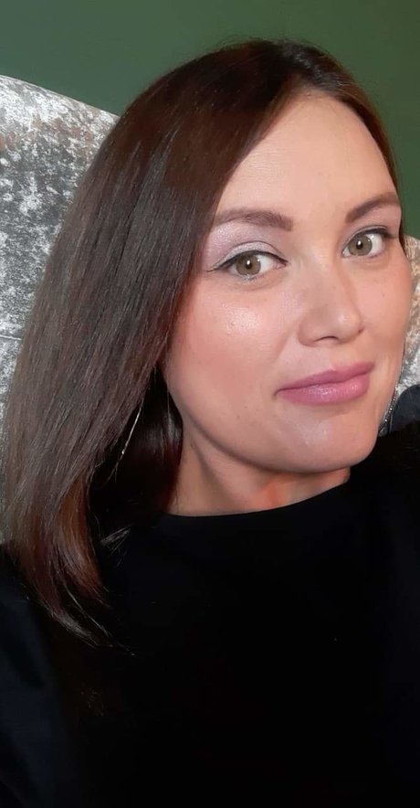 PleasuretomeetPolly best actress picture