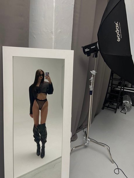 Polly_ sexy pornstar images