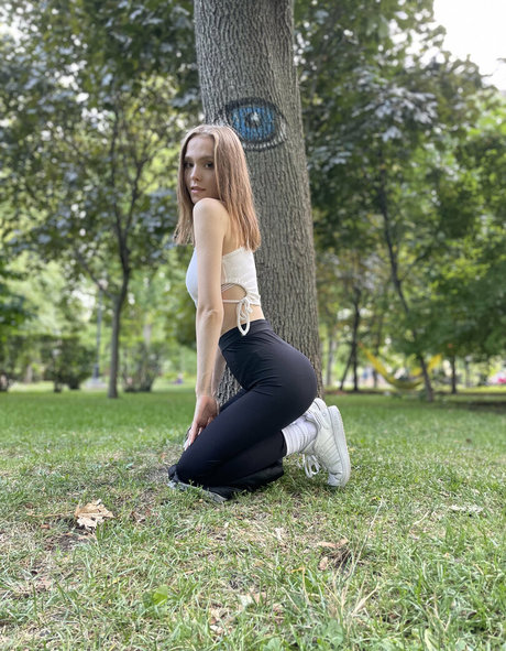 katefleur high quality actress pics