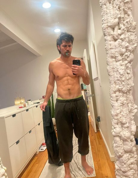 toddysmith star top image