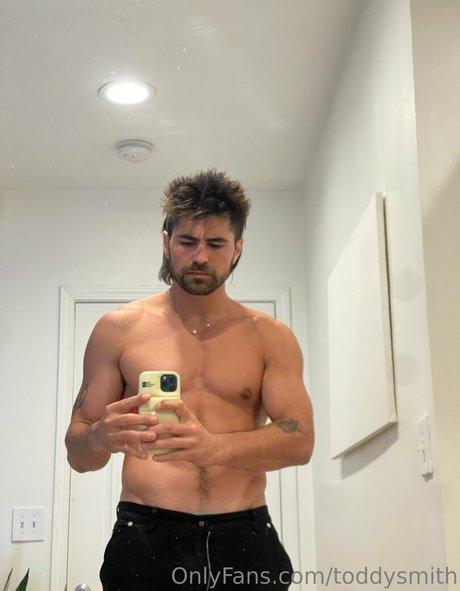 toddysmith model pretty pic