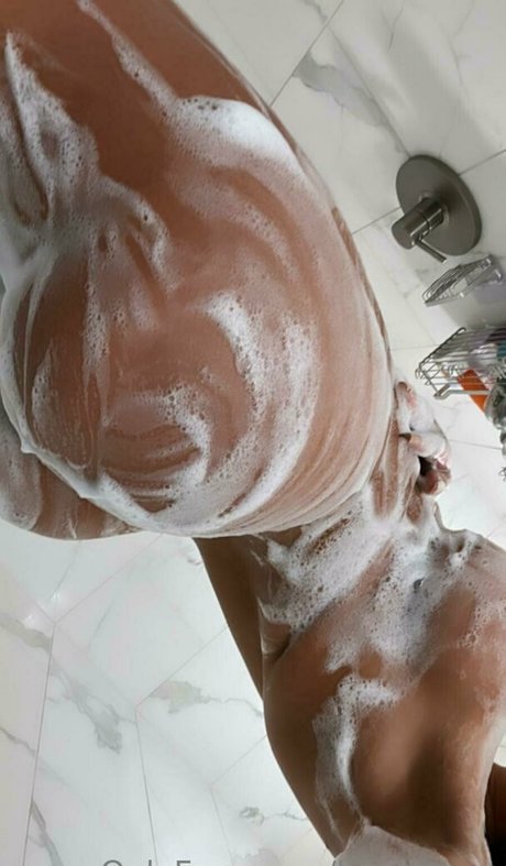 bremaeee nudes actress images