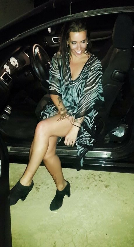 fun with u erotic model picture