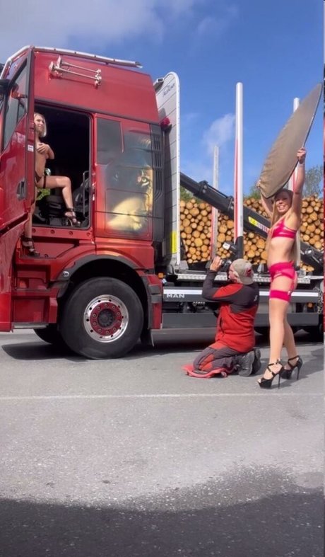 Linda Krieger Mock model pretty photos