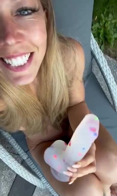 Linda Krieger Mock hd star photos