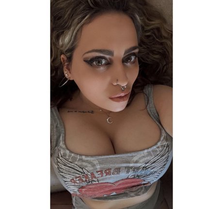 DaniLou adult star img