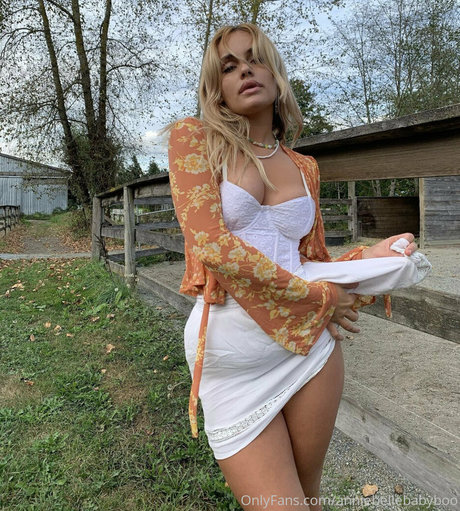 stormthrax exclusive actress pic