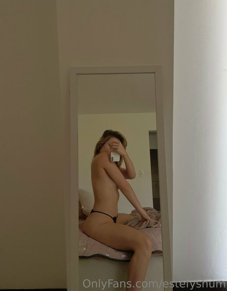 estefyshum star hot photos