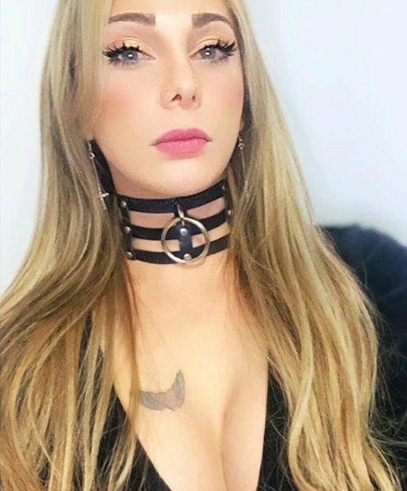 Gabriela Lori pretty pornstar galleries