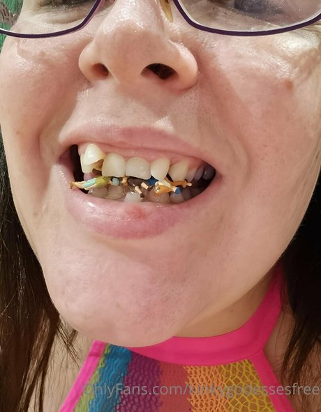 aussiegiantessfree star high quality photo