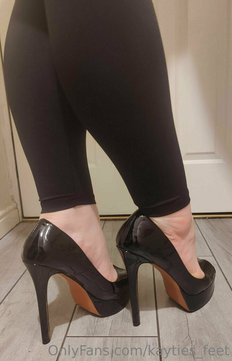 kayties feet star free pics