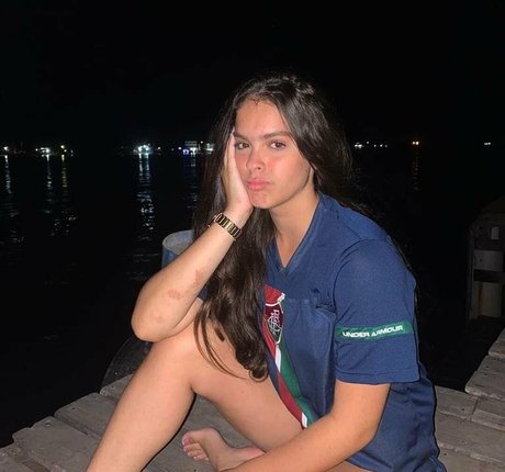 Izabelly Linhares nude star galleries