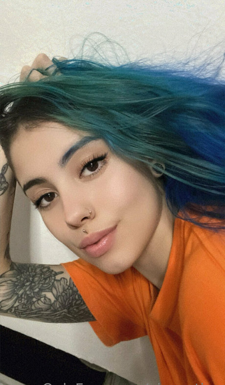 vicposting star erotic image