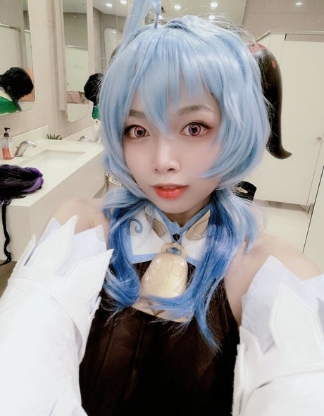 asian sister onlyfans free photos