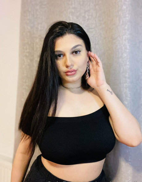 shy onlyfans naked pictures