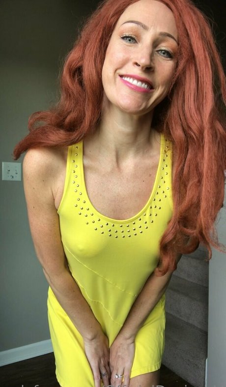 officialdavisonv free actress pic