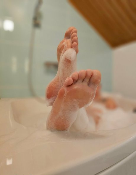 momssecretsfree star naked galleries