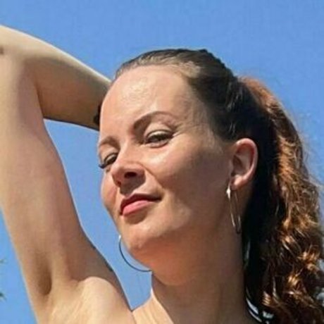 momssecretsfree model beautiful galleries