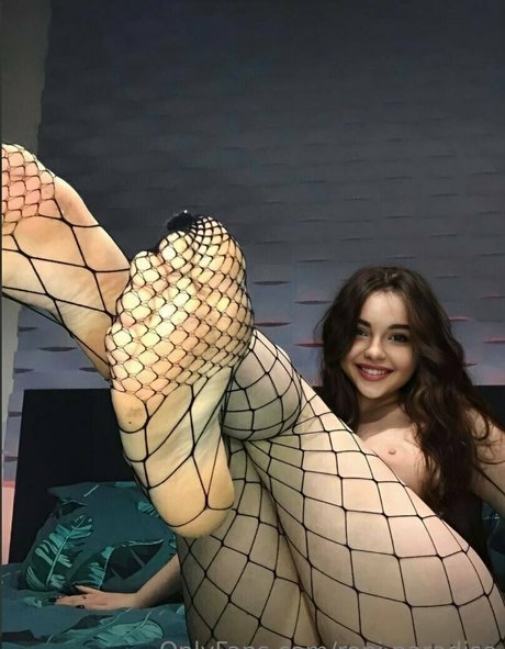 roni paradise sexy star image