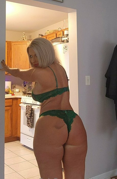 lilylee23 pornstar sexy photo