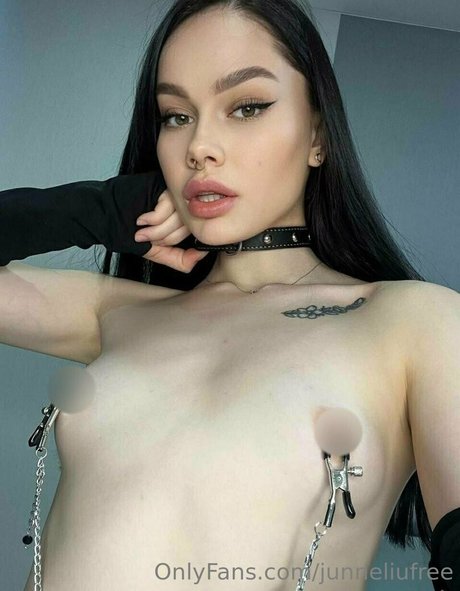 junneliufree hot actress pics