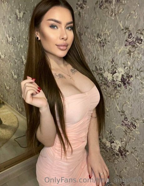 tina angel69 pretty actress pictures