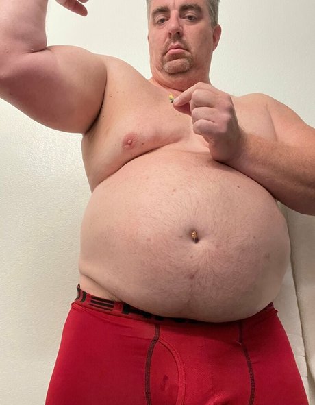 outihulk pornstar nude images