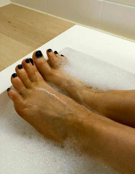 officialfeetforfun star xxx archive